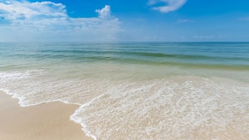 Condo, 2 Bedrooms | Beach | Beach nearby