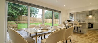 Beautiful 3 Bed Luxury House in Glasgow West End
