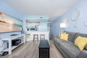 Appart'hôtel, 2 chambres | Coin séjour