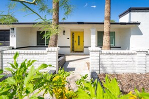Exterior detail - Golf Course Home with Heated Pool (Phoenix)