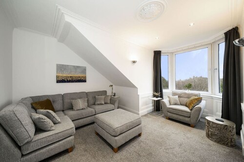 Cross Road Cosy Apartment