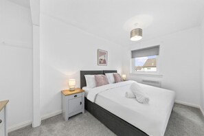 1 bedroom, iron/ironing board, travel cot, WiFi