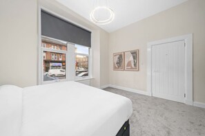 4 Schlafzimmer, Bügeleisen/Bügelbrett, Reisekinderbett, kostenloses WLAN