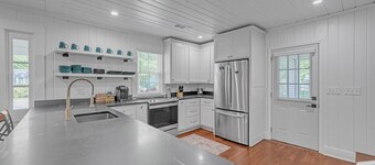 Bungalow Off Floyd St In The Heart Of Covington 3 Bedroom Bungalow