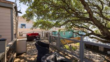 House, 3 Bedrooms | Terrace/patio