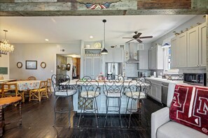House, 3 Bedrooms | Interior