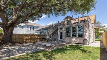 House, 3 Bedrooms | Exterior