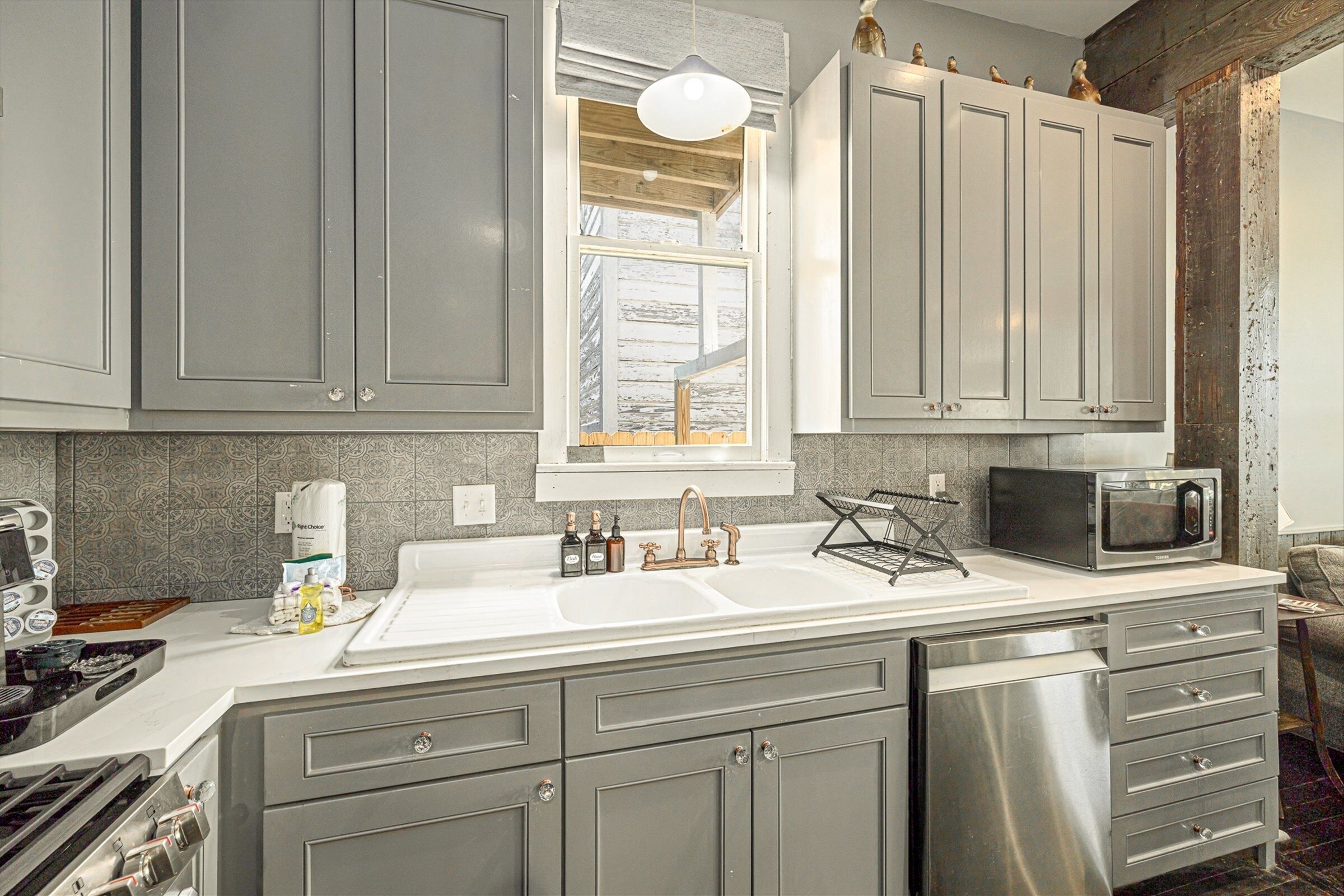 House, 3 Bedrooms | Private kitchen | Fridge, coffee/tea maker, toaster