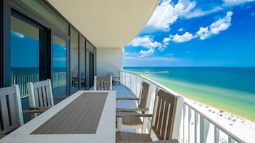 Condo, 3 Bedrooms | Outdoor dining