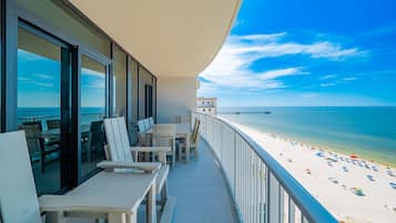 Condo, 3 Bedrooms | Outdoor dining