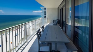 Condo, 3 Bedrooms | Property grounds