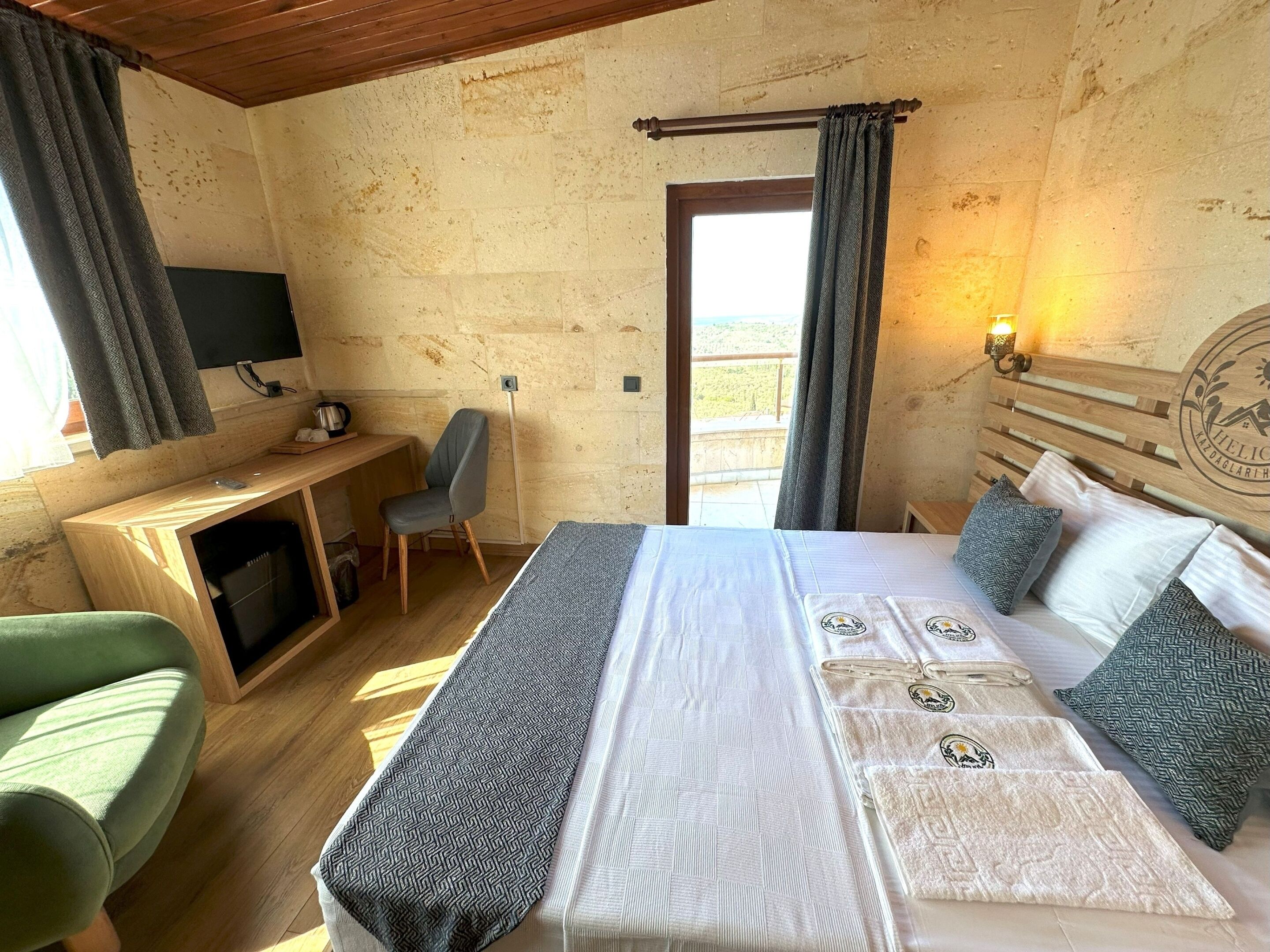 Standard Double Room, 1 Queen Bed, Smoking, Sea View | Premium bedding, down comforters, minibar, in-room safe