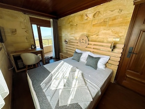 Biancheria da letto di alta qualità, copriletto in piuma, minibar