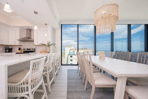 Condo, 4 quartos | Opções para refeição