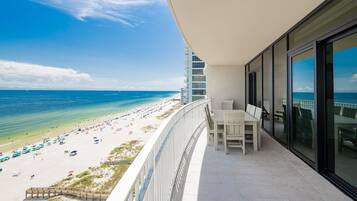 Condo, 4 Bedrooms | Outdoor dining