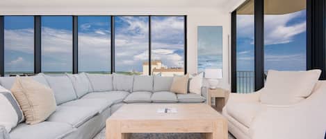 Condo, 4 Bedrooms | Living area