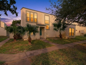 Condo, 3 Bedrooms | Exterior - The Salty Seahorse Rryc 36 3 Bedroom Condo (Rockport)