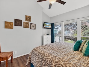 Condo, 3 Bedrooms | 3 bedrooms, iron/ironing board, free WiFi - The Salty Seahorse Rryc 36 3 Bedroom Condo (Rockport)