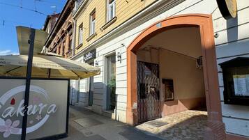Studio (Downtown Apartment- Studio) | Exterior