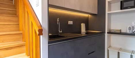 Apartment (One Bedroom Apartment) | Treppe