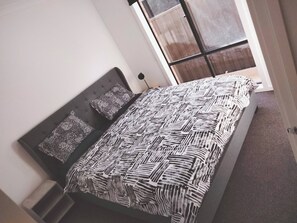 Casa, 4 habitaciones, fumadores, balcón | 4 dormitorios