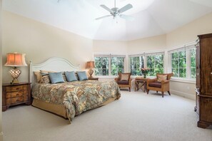 6 bedrooms, individually decorated, individually furnished, bed sheets - 34 Baynard Cove at The Sea Pines Resort (Hilton Head Island)