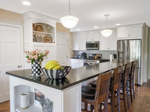 House, Multiple Beds, Kitchen, Pool View (21 Wren Drive) | Private kitchen | Coffee/tea maker, dining tables