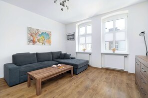 TV, offices - Functional Apartment | Center of Poznań | Place to Work (Poznan)