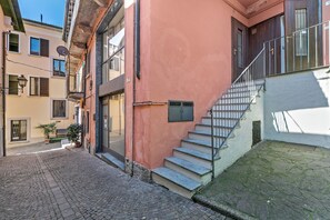 Property entrance - Nel Cuore Di Baveno 50m from Lake (Baveno)