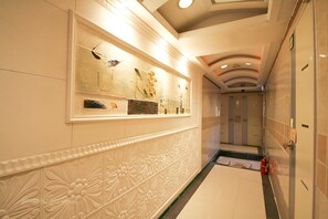 Kamar Single Basic, Bebas Asap Rokok | Area keluarga | Monitor komputer dan printer