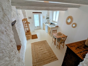 Superior Studio, Ensuite, Valley View
