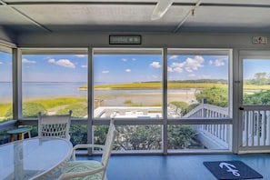 Maison, plusieurs lits, cuisine (50 Lands End) | Intérieur
