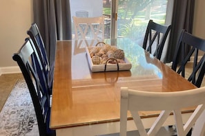 Villa, Multiple Beds, Kitchen (250 Stoney Creek Villa) | Dining