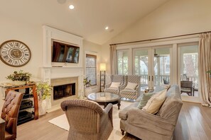 House, Multiple Beds, Kitchen, Garden View (227 South Sea Pines Dr.) | Living area | 42-inch flat-screen TV with digital channels