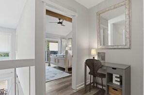 Huvila, useita sänkyjä, patio, näköala puutarhaan (267 Stoney Creek Villa) | Sisätilat