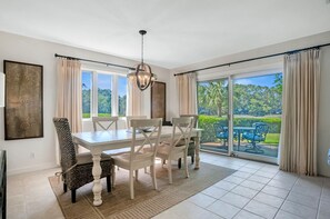 Villa, Multiple Beds, Kitchen, Garden View (265 Stoney Creek Villa) | Dining