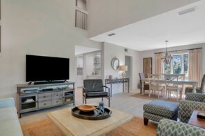 Villa, Multiple Beds, Kitchen, Garden View (265 Stoney Creek Villa) | Living area