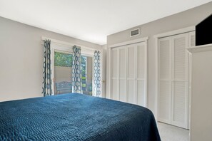 Vila, várias camas, cozinha, vista para o jardim (265 Stoney Creek Villa) | 3 quartos, Wi-Fi de cortesia