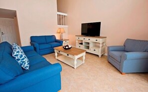 Villa, Multiple Beds, Kitchen, Garden View (282 Stoney Creek Villa) | Living area