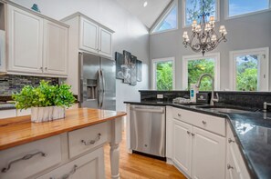 House, Multiple Beds, Kitchen, Pool View (64 Lawton Road) | Private kitchen | Coffee/tea maker, dining tables