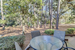 Villa, plusieurs lits, cuisine, vue jardin (241 Stoney Creek Villa) | Restauration extérieure