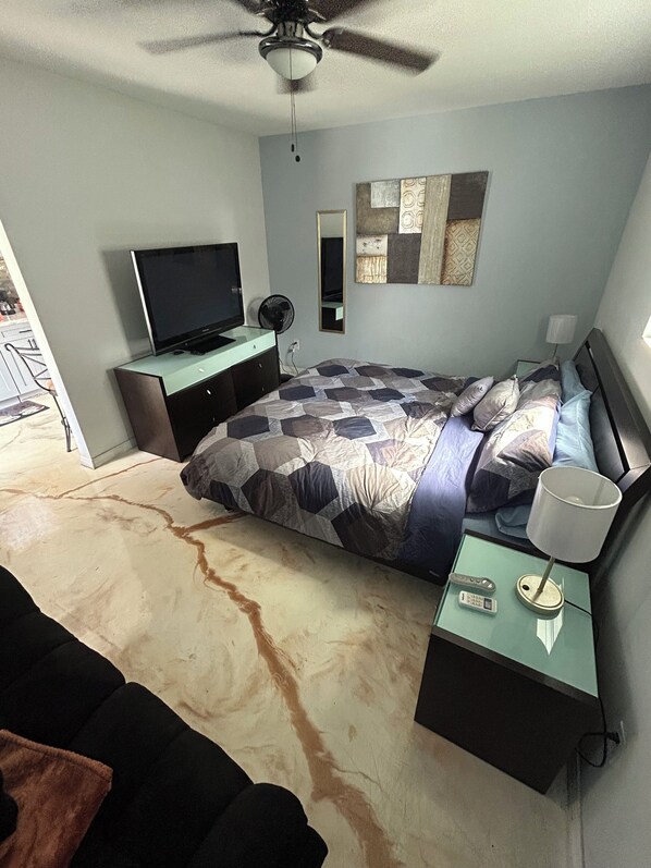 1 多间卧室、熨斗/熨衣板、免费 WiFi、床单