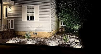 The Emerald Den • 2BR Near Ft. Jackson & USC ~ Pet Friendly