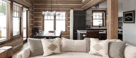 Fernseher, Kamin, Arbeitsbereiche