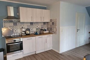 Micro-ondas, fogão, cooktop, lava-louças