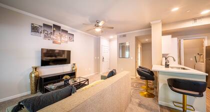 Tranquil Buckhead Hideaway