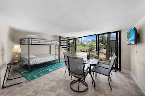 Dining - Unique Two-story Cabana Condo Located in Anglers Cove (Marco Island)