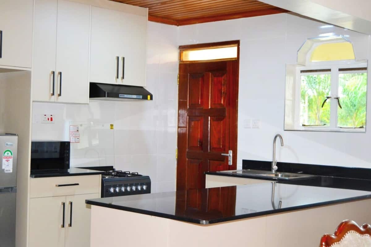 이그제큐티브 아파트 | 전용 주방 | 전자레인지, 오븐, 쿡탑, 조리 도구/접시/주방 기구