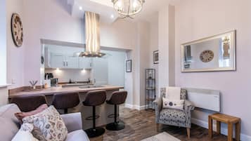 Apartment | Living area