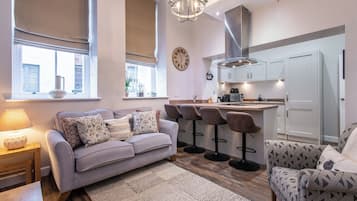 Apartment | Living area